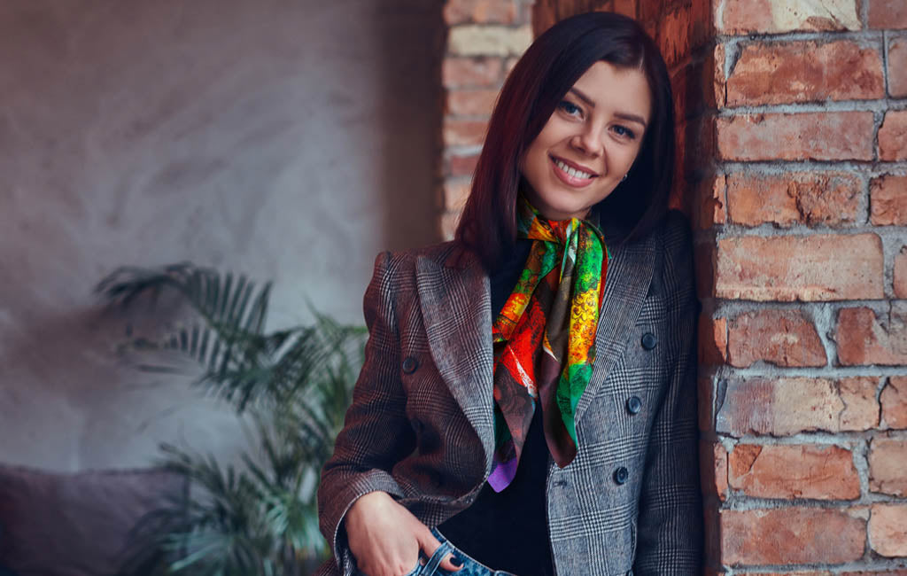 HOW TO CHOOSE A QUALITY SCARF - YOUR BUYING GUIDE