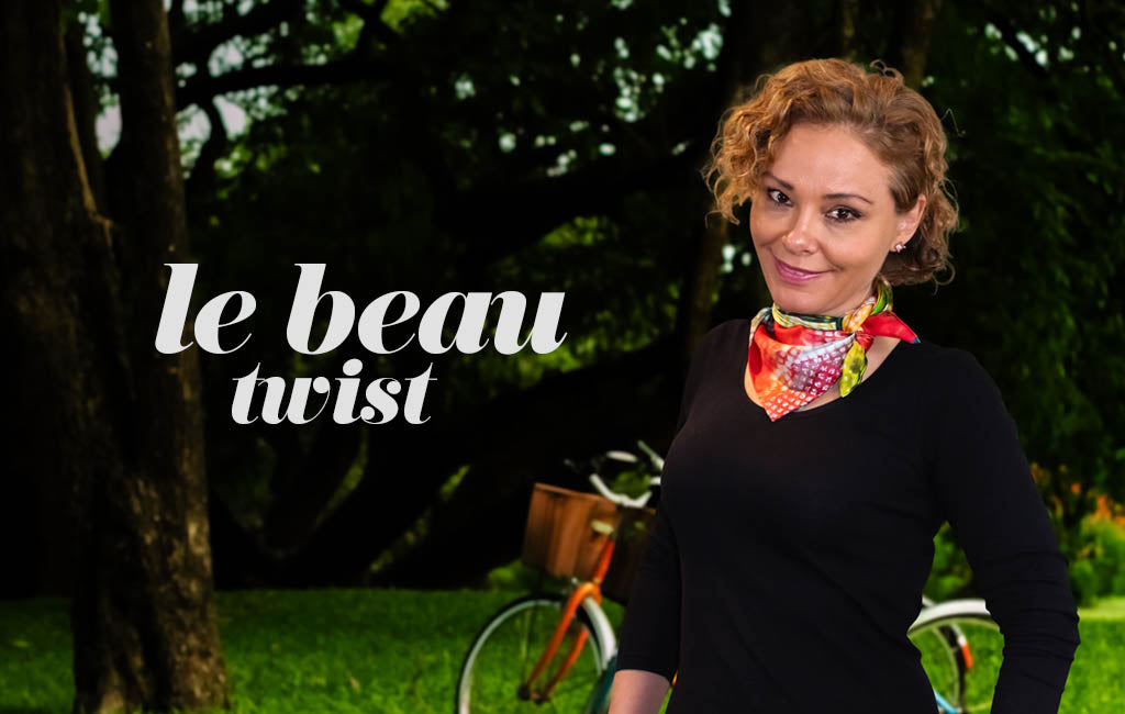 HOW TO TIE A SCARF - LE BEAU TWIST